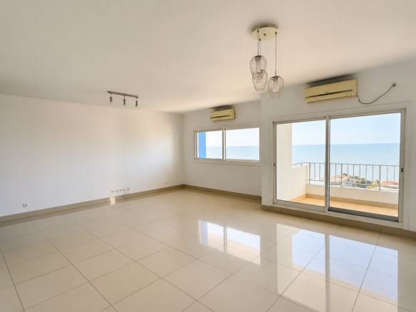 Excelente Apartamento T3 com Vista Mar | Polana