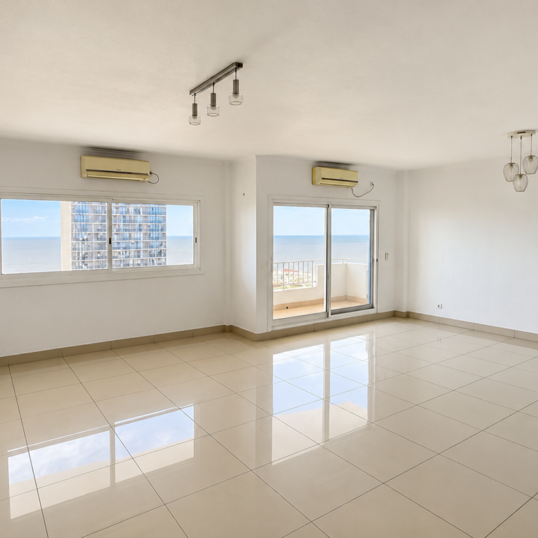 Excelente Apartamento T3 com Vista Mar | Polana