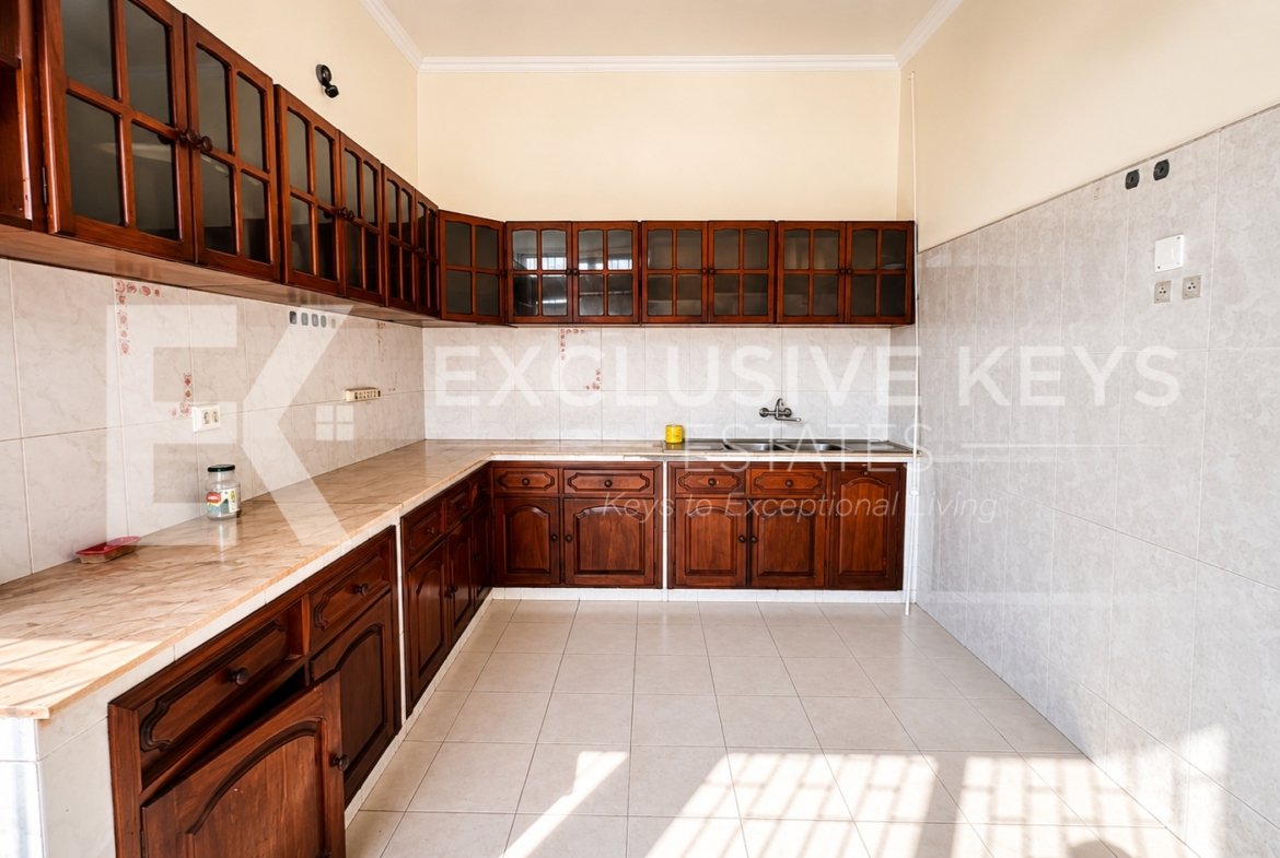 🏢 Arrenda-se Apartamento T3 | Ideal para Escritórios