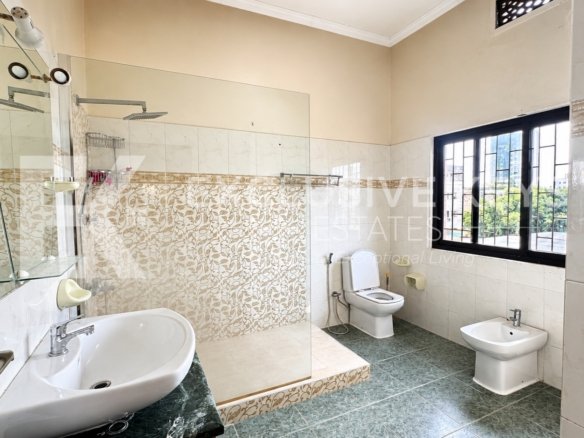 🏢 Arrenda-se Apartamento T3 | Ideal para Escritórios