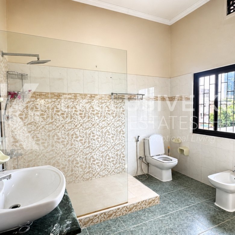🏢 Arrenda-se Apartamento T3 | Ideal para Escritórios