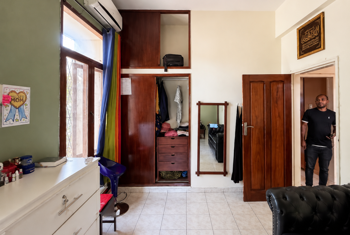 APARTAMENTO T2 À VENDA | Av. Armando Tivane, Maputo