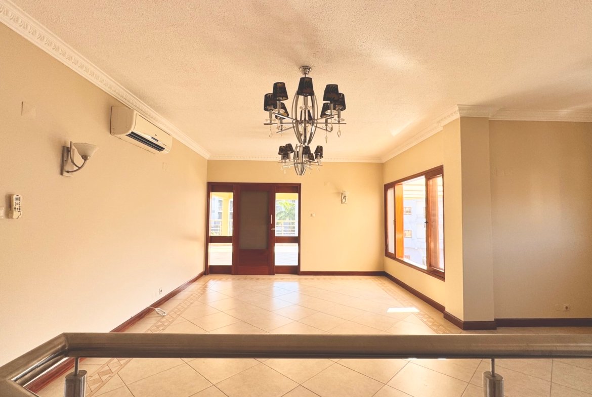 🏡 EM ARRENDAMENTO | MORADIA NOVA SUPER LUXUOSA T5 ✨