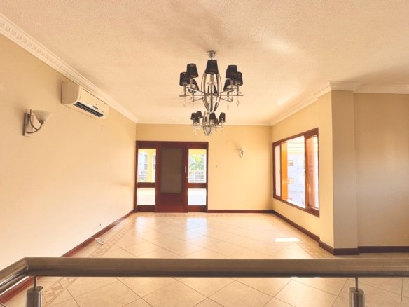 🏡 EM ARRENDAMENTO | MORADIA NOVA SUPER LUXUOSA T5 ✨