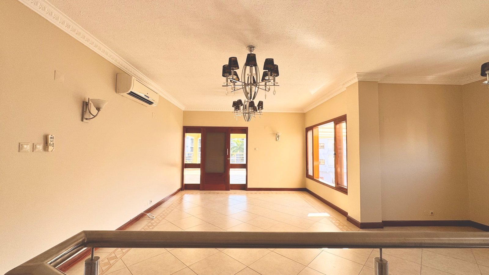 🏡 EM ARRENDAMENTO | MORADIA NOVA SUPER LUXUOSA T5 ✨