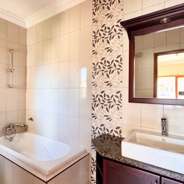 🏡 EM ARRENDAMENTO | MORADIA NOVA SUPER LUXUOSA T5 ✨