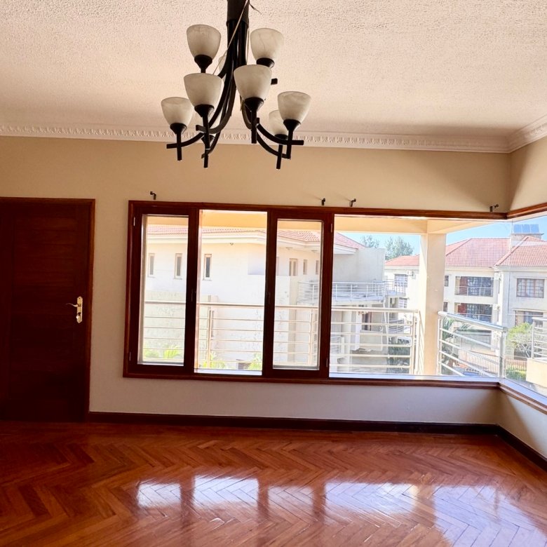 🏡 EM ARRENDAMENTO | MORADIA NOVA SUPER LUXUOSA T5 ✨