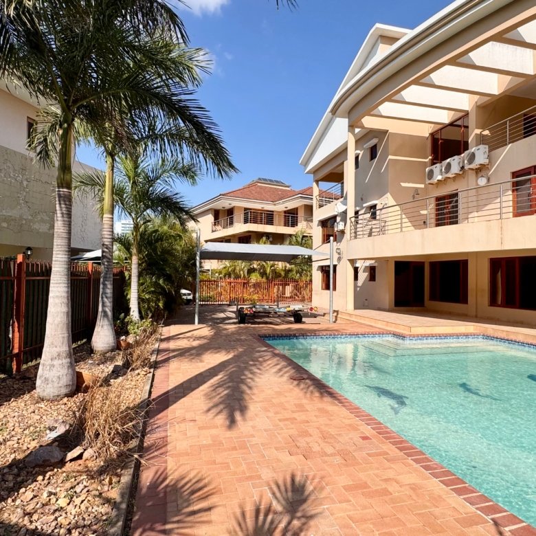 🏡 EM ARRENDAMENTO | MORADIA NOVA SUPER LUXUOSA T5 ✨