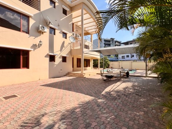 🏡 EM ARRENDAMENTO | MORADIA NOVA SUPER LUXUOSA T5 ✨