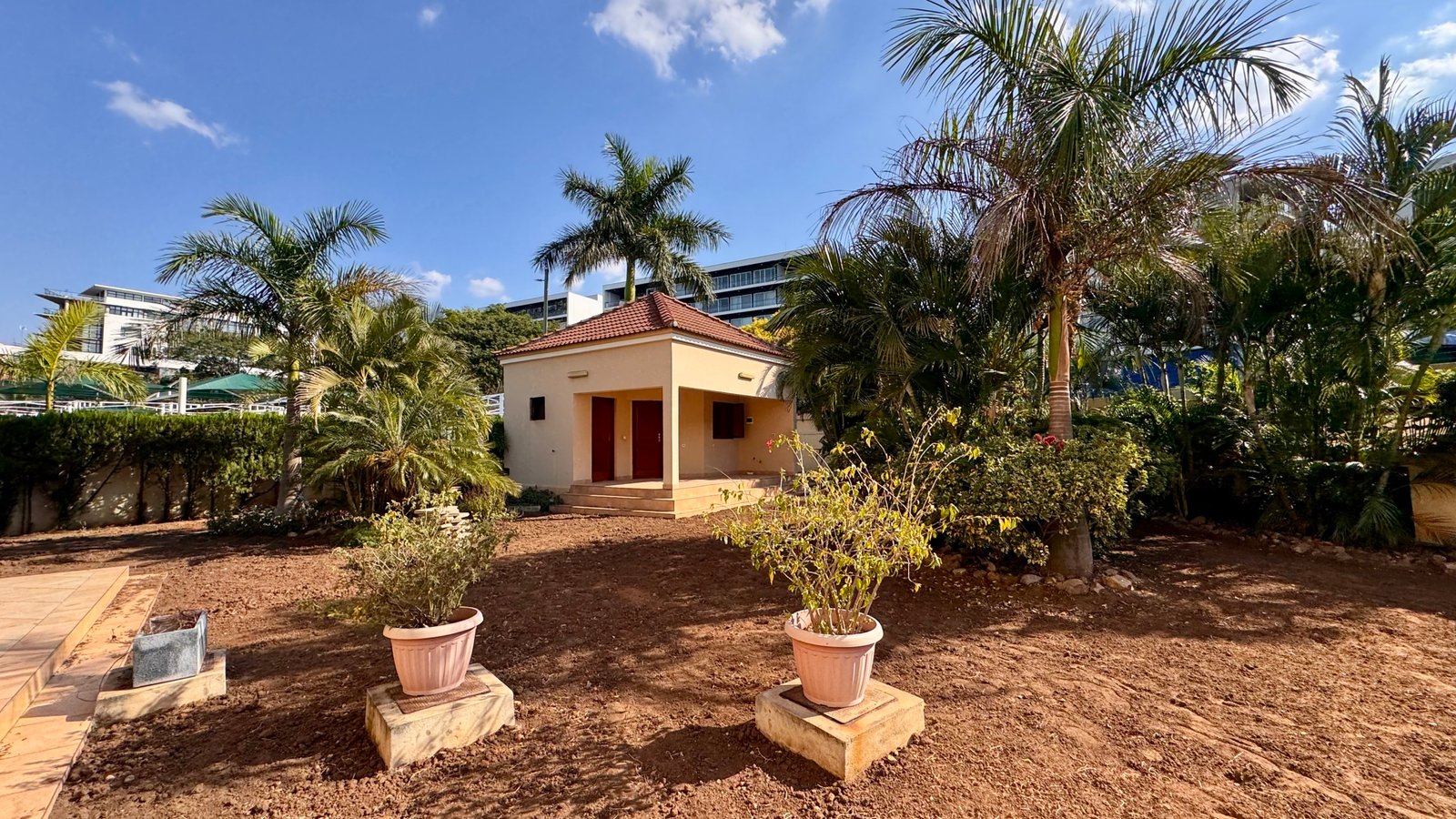 🏡 EM ARRENDAMENTO | MORADIA NOVA SUPER LUXUOSA T5 ✨