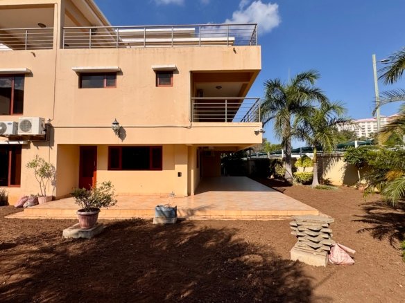 🏡 EM ARRENDAMENTO | MORADIA NOVA SUPER LUXUOSA T5 ✨