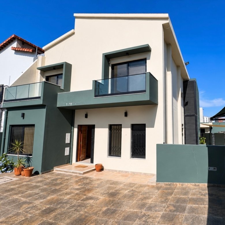 🏡 ARRENDA-SE | Moradia TP4 de Luxo | Condomínio Bela Vista