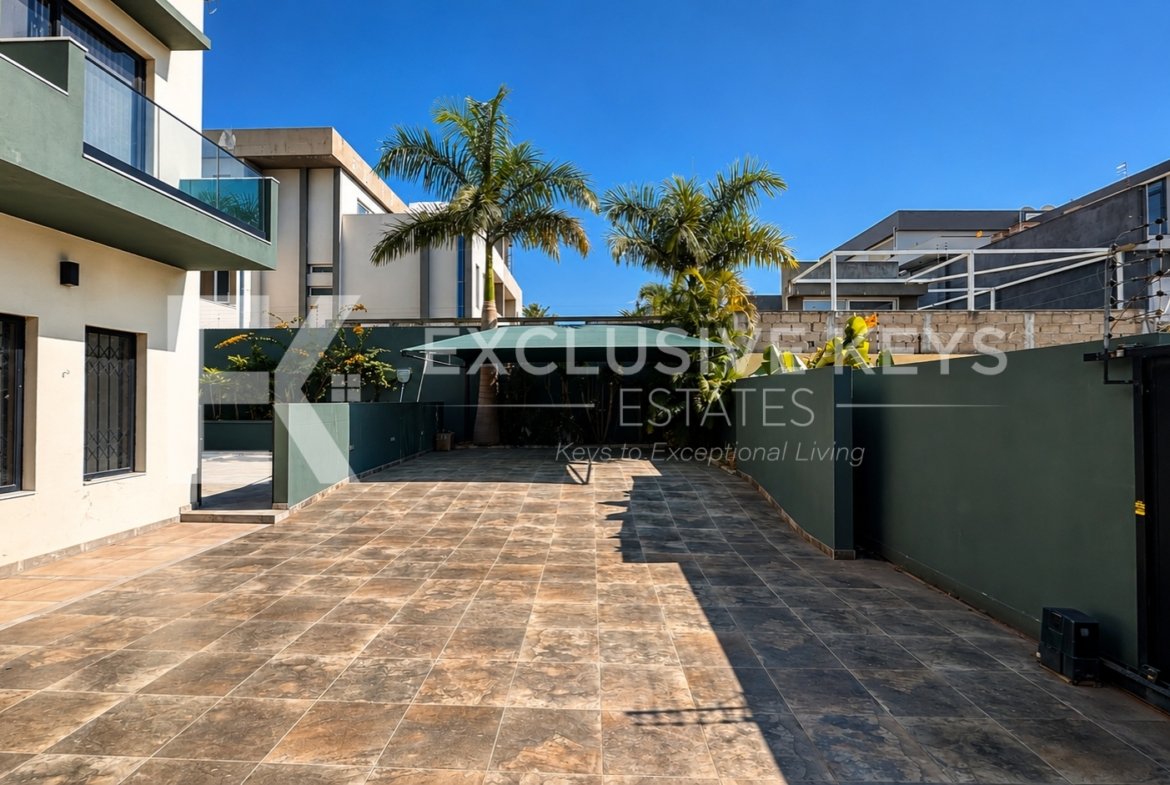 🏡 ARRENDA-SE | Moradia TP4 de Luxo | Condomínio Bela Vista