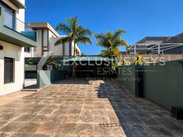 🏡 ARRENDA-SE | Moradia TP4 de Luxo | Condomínio Bela Vista