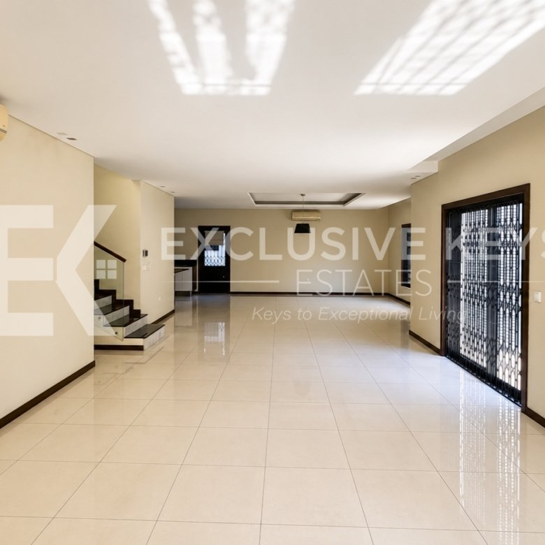 🏡 ARRENDA-SE | Moradia TP4 de Luxo | Condomínio Bela Vista