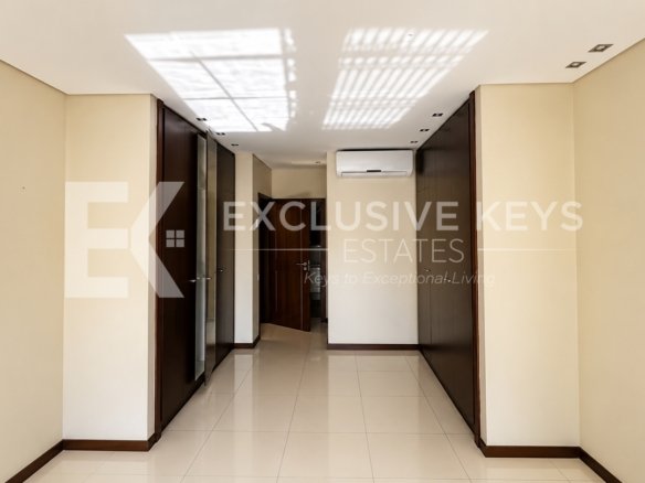 🏡 ARRENDA-SE | Moradia TP4 de Luxo | Condomínio Bela Vista