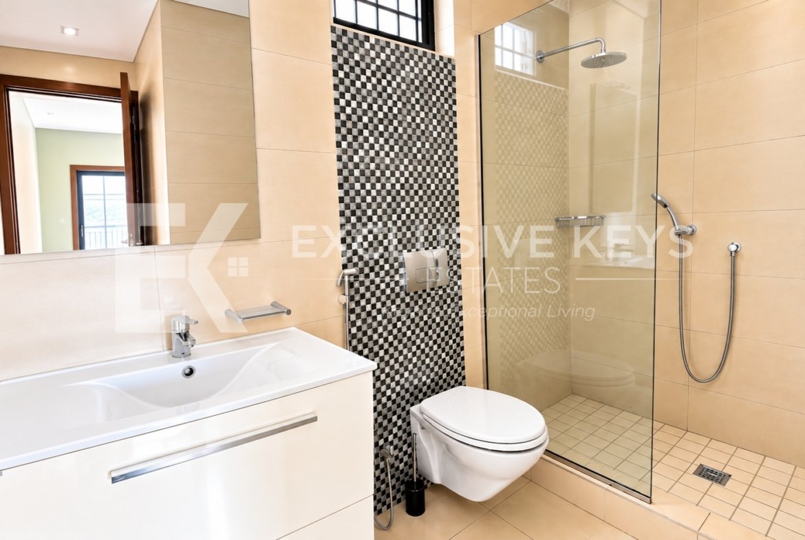 🏡 ARRENDA-SE | Moradia TP4 de Luxo | Condomínio Bela Vista