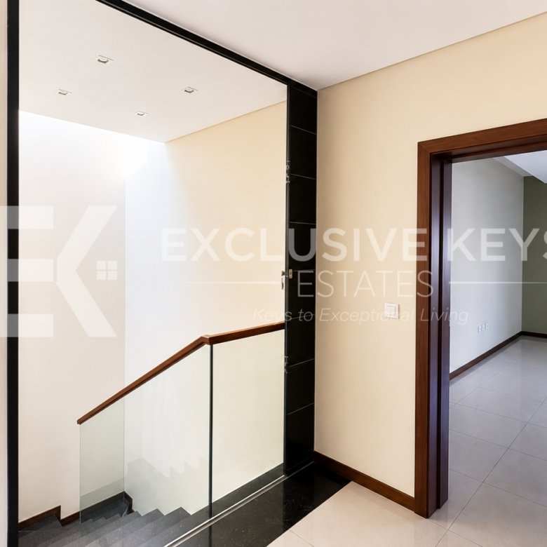 🏡 ARRENDA-SE | Moradia TP4 de Luxo | Condomínio Bela Vista