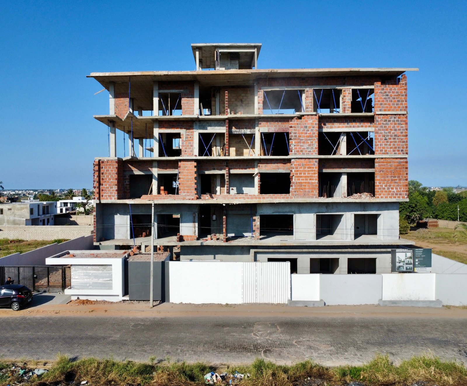 Apartamentos TP2 e TP3 à Venda no Condomínio Oásis – Mahotas