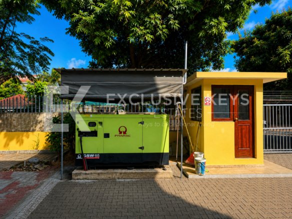 Moradia Institucional de Prestígio | Arrendamento Renda: USD 10.000/mês