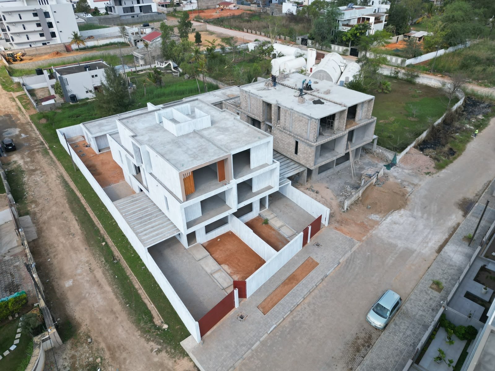 🏡 VENDE-SE MORADIA GEMINADA TP4 EM TOSCO – TRIUNFO NOVO