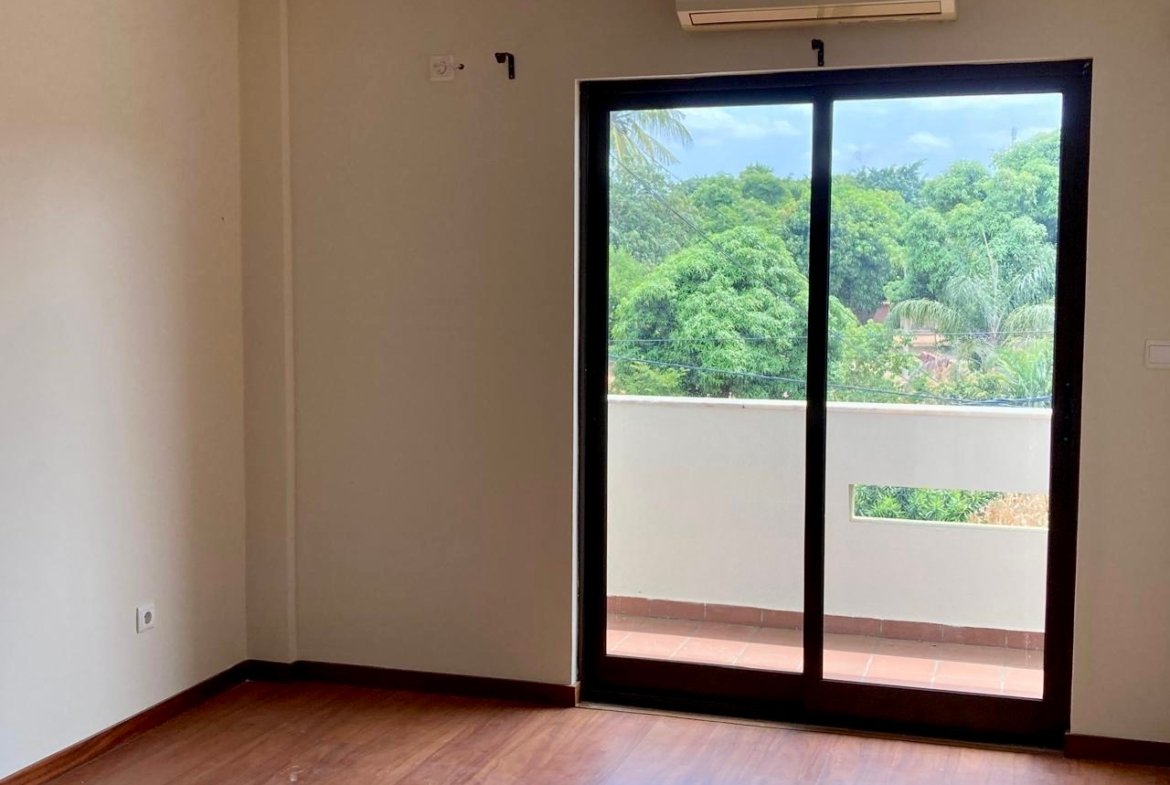 APARTAMENTO TP2 À VENDA | CONDOMÍNIO BELA VISTA