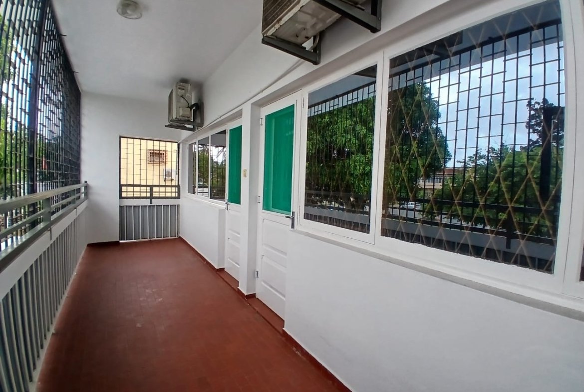 Moradia T4+1 com Piscina para Arrendamento | Sommerschield