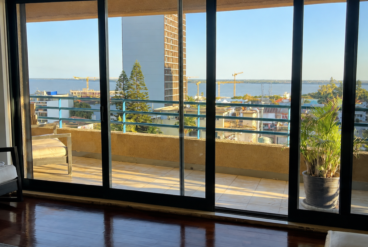 Apartamento TP2 Mobilado com Vista para o Mar | Polana Shopping