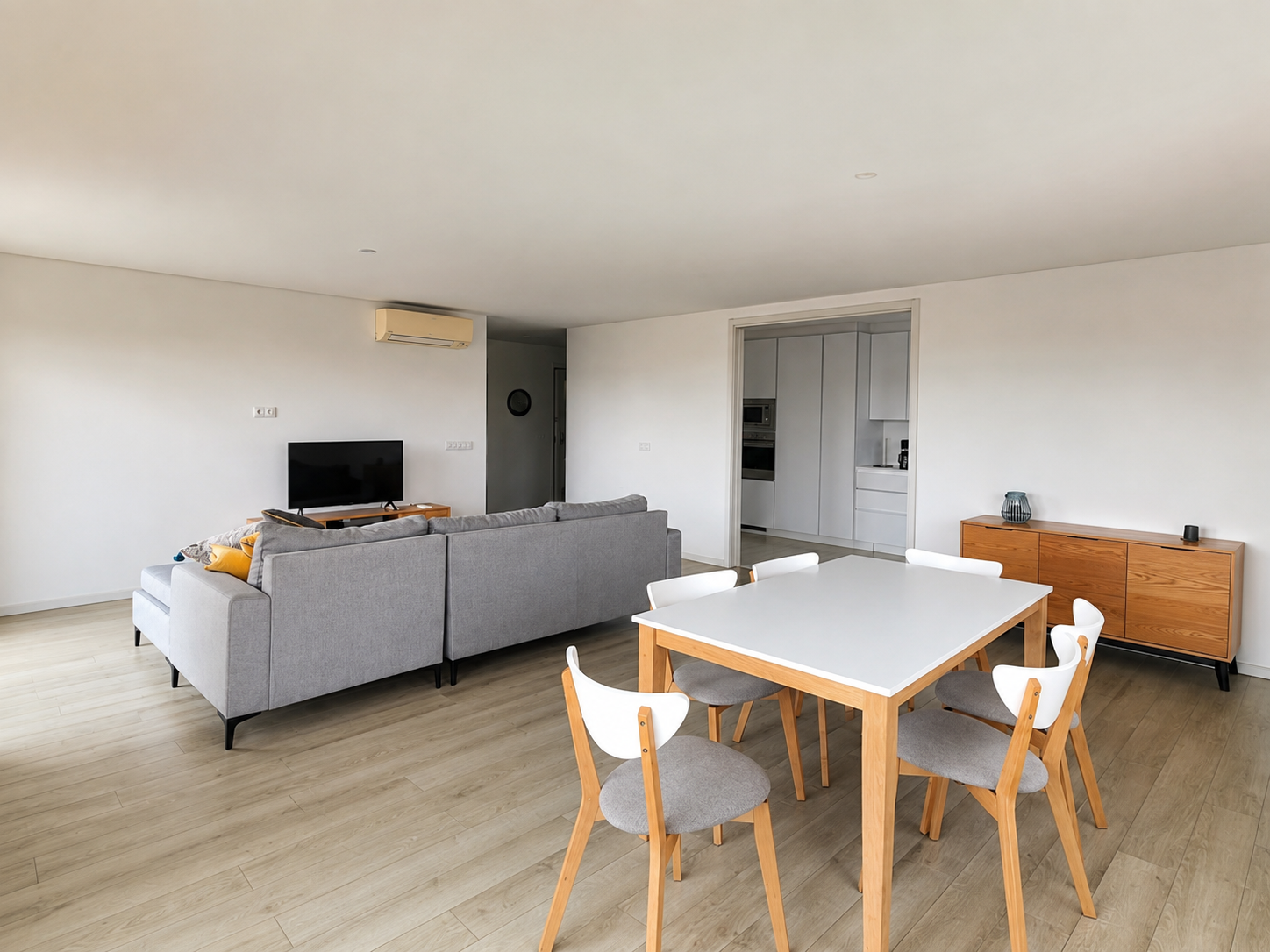 8EBB8C03-41C1-4160-B448-2892F424A7DF Apartamento T3 Mobilado para Arrendamento | Polana Residence