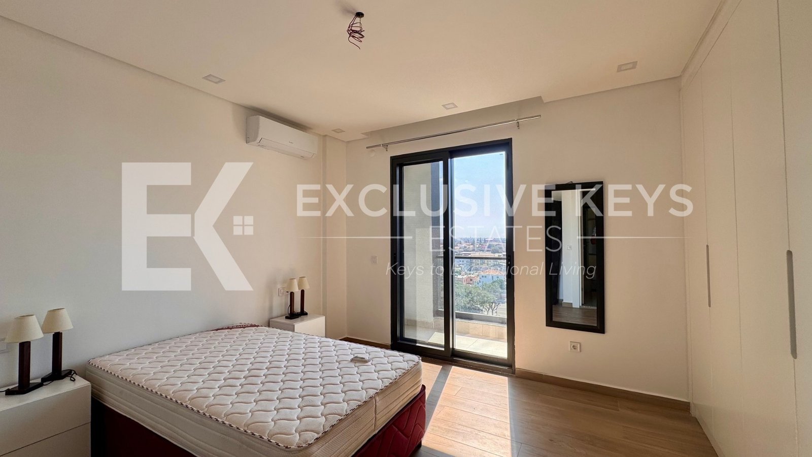 ARRENDA-SE APARTAMENTO T3 MOBILADO | CONDOMÍNIO FLORA