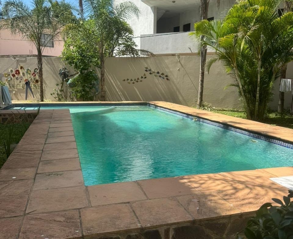ARRENDA-SE MORADIA T5 | CONDOMÍNIO | BAIRRO DO MARÍTIMO