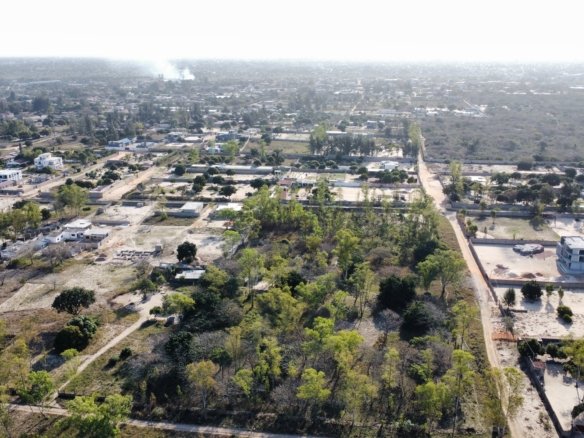 Lotes de 900 m² à Venda em Cumbeza – Próximos da EN1