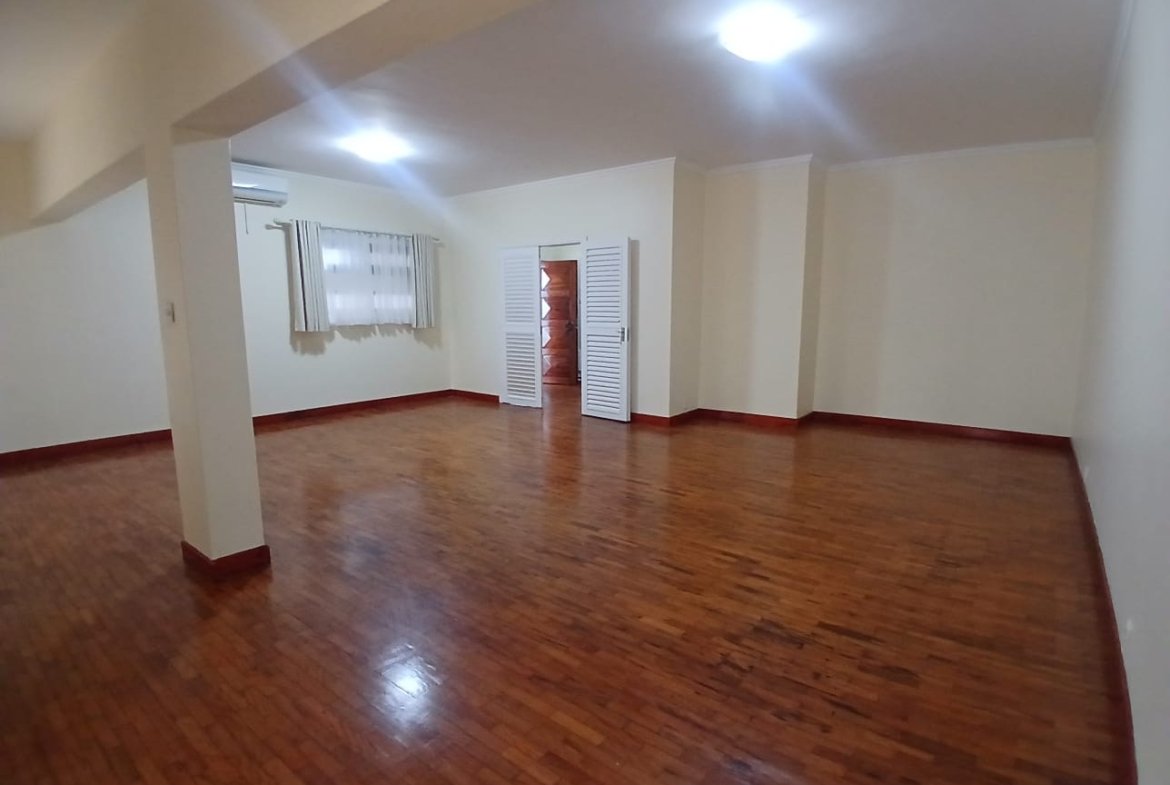 Moradia T4+1 com Piscina para Arrendamento | Sommerschield