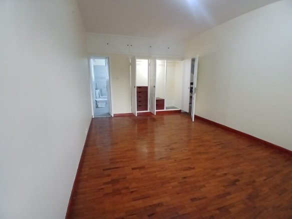 Moradia T4+1 com Piscina para Arrendamento | Sommerschield