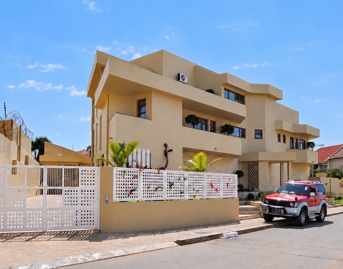 Moradia de Luxo T5 na Sommerschield — Venda e Arrendamento