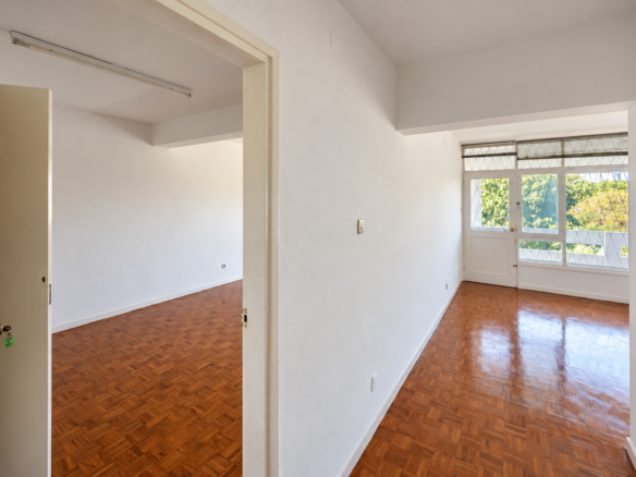 Moradia T6 à Venda na Sommerschield 1