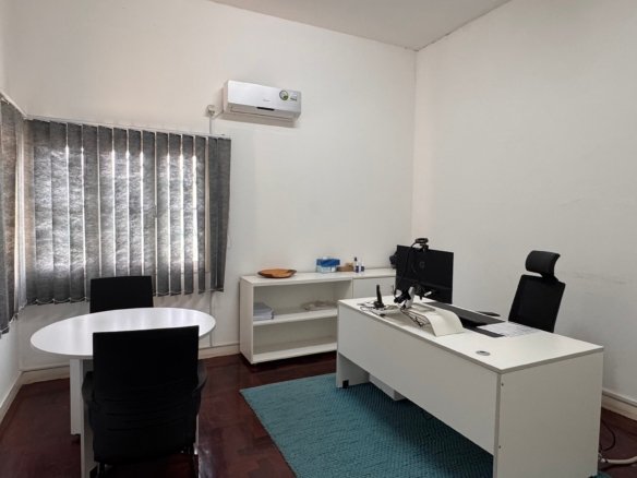 🏢 Moradia Geminada para Escritórios