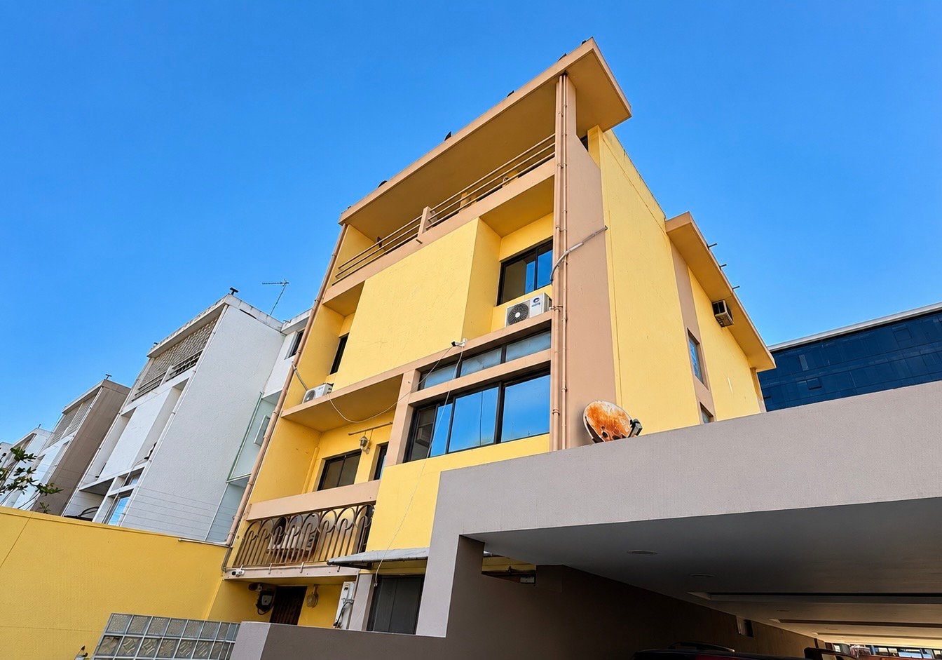 Moradia para Escritórios ou habitação no Bairro da Coop