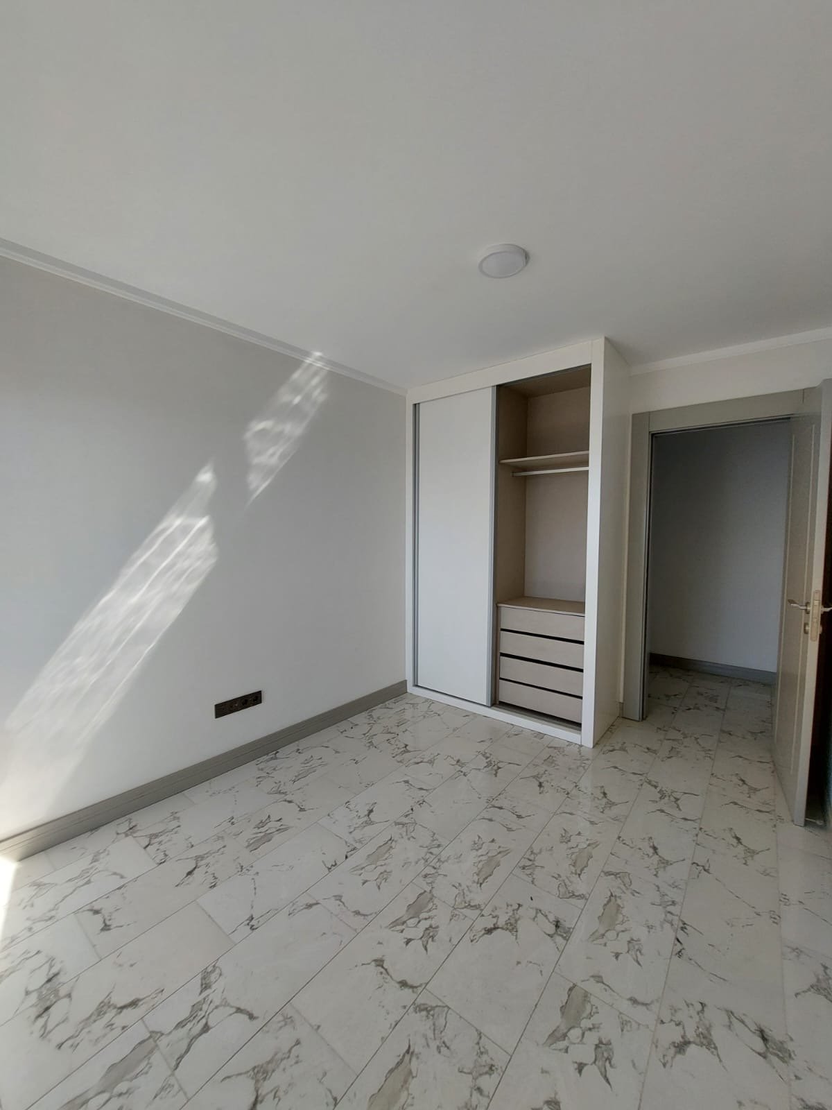 b155614d-d0bf-422b-ab74-2c7eb7f894e2 🏙️ APARTAMENTO T3 À VENDA | PARKMOZA